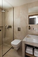Dolphin Bay Seaside Resort & Suites