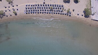 Dolphin Bay Seaside Resort & Suites