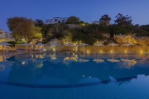 Dolphin Bay Seaside Resort & Suites