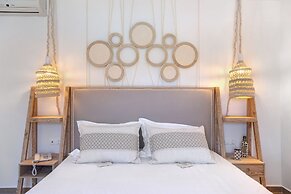 Dolphin Bay Seaside Resort & Suites