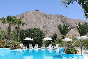 Spiros & Hiroko Hotel - Adults Only