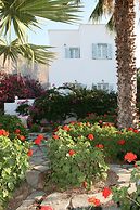 Spiros & Hiroko Hotel - Adults Only