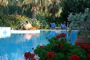 Spiros & Hiroko Hotel - Adults Only