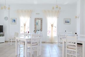 Spiros & Hiroko Hotel - Adults Only