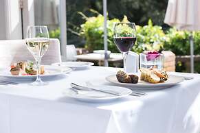 Rowhill Grange Hotel & Utopia Spa