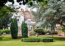 Rowhill Grange Hotel & Utopia Spa