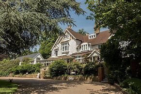 Rowhill Grange Hotel & Utopia Spa