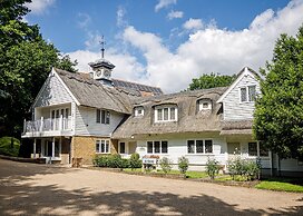 Rowhill Grange Hotel & Utopia Spa