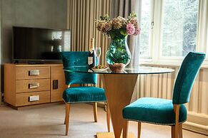 Rowhill Grange Hotel & Utopia Spa