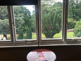 Rowhill Grange Hotel & Utopia Spa