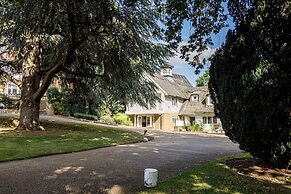 Rowhill Grange Hotel & Utopia Spa