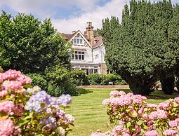 Rowhill Grange Hotel & Utopia Spa