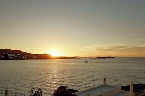 Mykonos Adonis Hotel