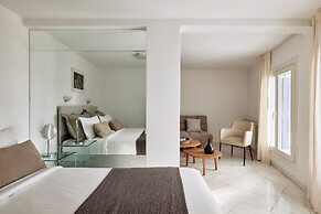 Mykonos Adonis Hotel
