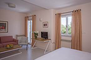 Mykonos Adonis Hotel