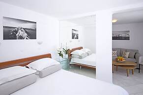 Mykonos Adonis Hotel