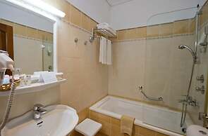 Mykonos Adonis Hotel