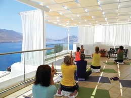 Aegialis Hotel & Spa