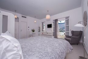 Aegialis Hotel & Spa