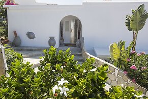 Paros Palace