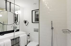 One Shot Reina Victoria