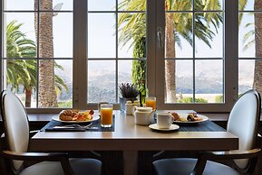 Catalonia Reina Victoria