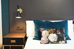 Arenas Atiram Hotels