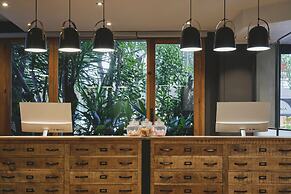 Arenas Atiram Hotels