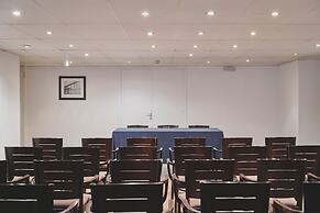 Arenas Atiram Hotels