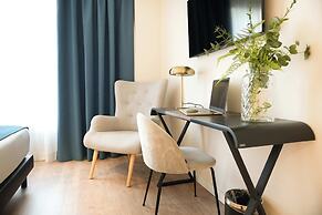 Arenas Atiram Hotels