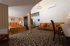 Hotel Shirak