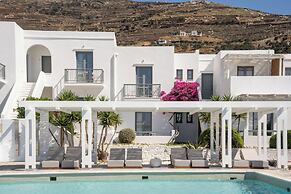 Mr & Mrs White Tinos