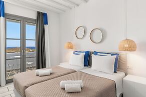 Mr & Mrs White Tinos