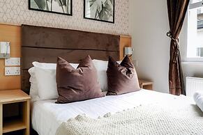 Mina Hotel