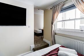 Mina Hotel