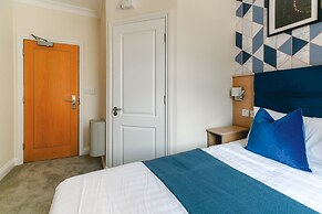 Mina Hotel
