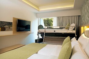 Zeus Dolce by Wyndham Athens