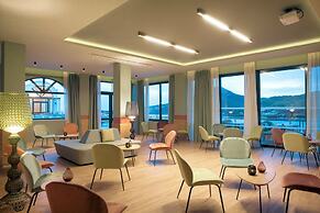 Zeus Dolce by Wyndham Athens