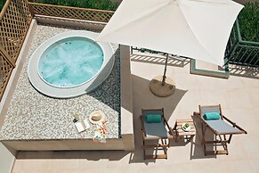 Zeus Dolce by Wyndham Athens