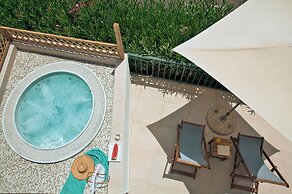 Zeus Dolce by Wyndham Athens