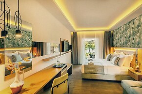 Zeus Dolce by Wyndham Athens