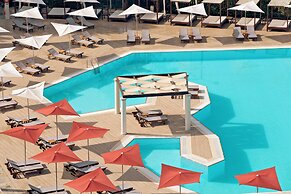 Zeus Dolce by Wyndham Athens