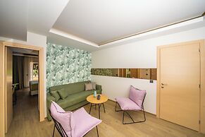 Dolce by Wyndham Athens Attica Riviera