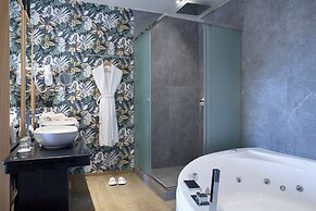 Dolce by Wyndham Athens Attica Riviera