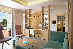 Zeus Dolce by Wyndham Athens