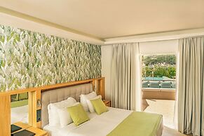 Zeus Dolce by Wyndham Athens