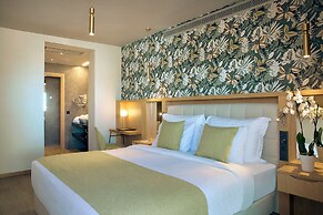 Zeus Dolce by Wyndham Athens