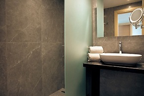 Zeus Dolce by Wyndham Athens