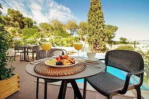 Zeus Dolce by Wyndham Athens
