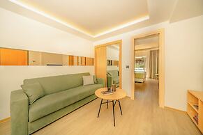 Zeus Dolce by Wyndham Athens
